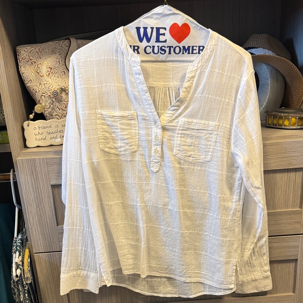 Carve Designs White Gauze Henley Blouse
